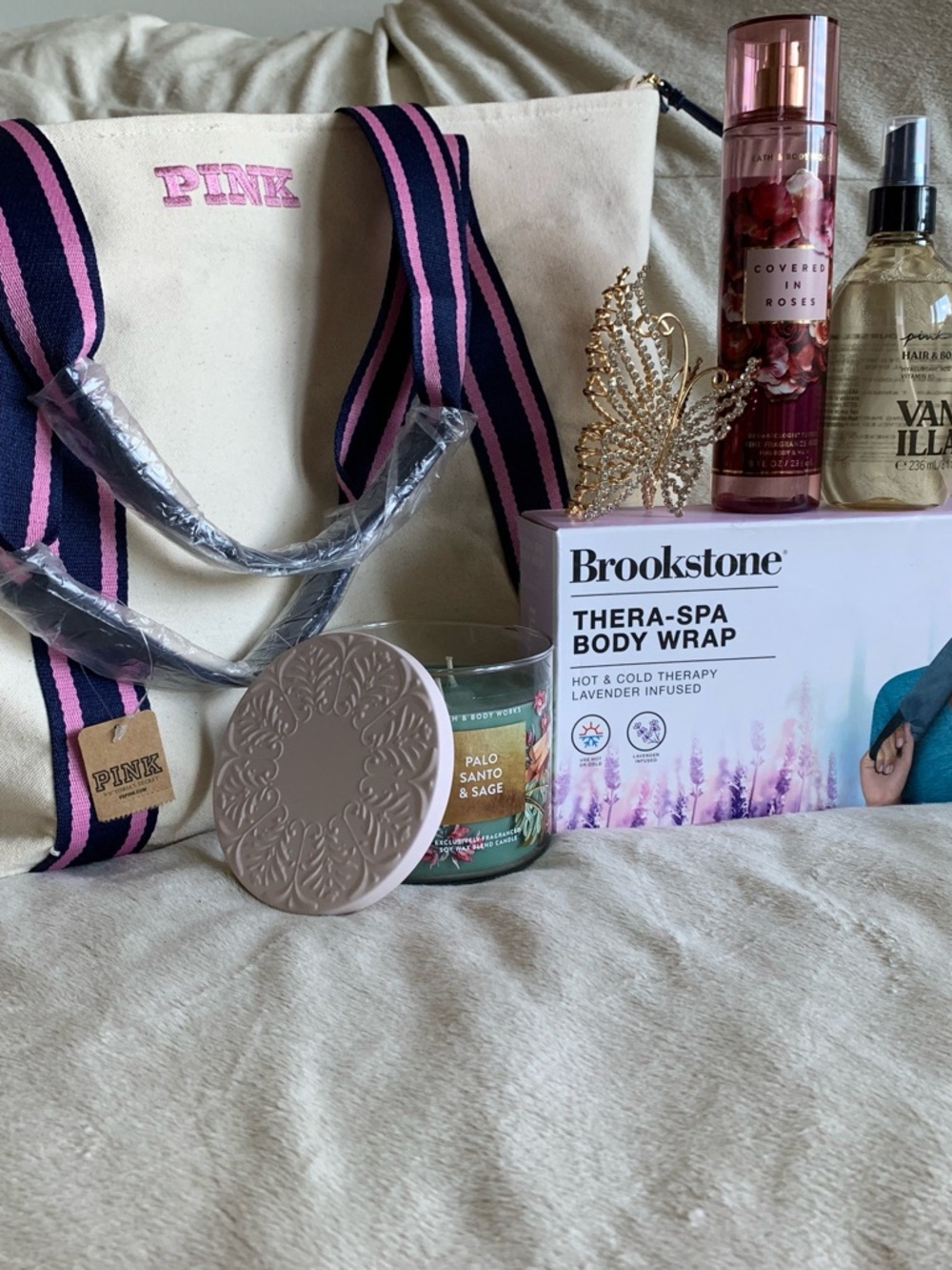 PINK Victoria's Secret Tote Bag and self care bundle – SHIPS TOMORROW
